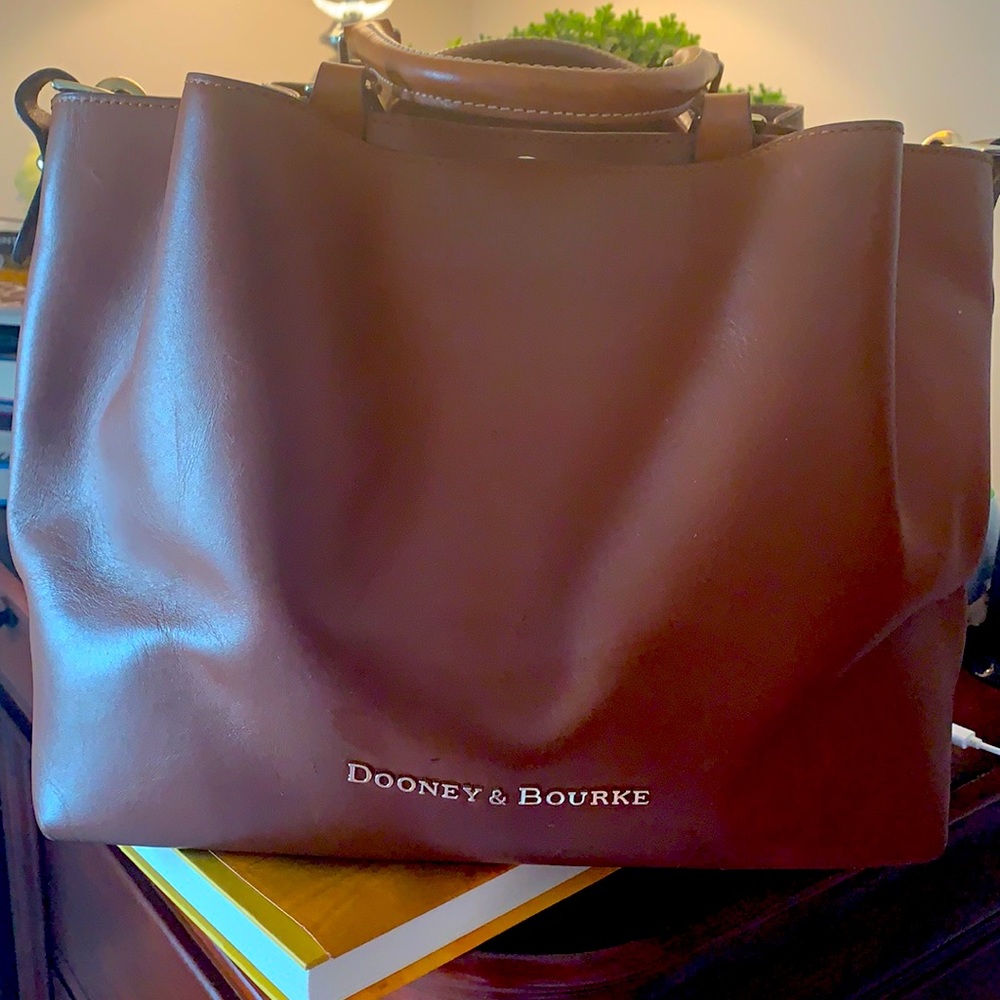 Dooney & Bourke bag